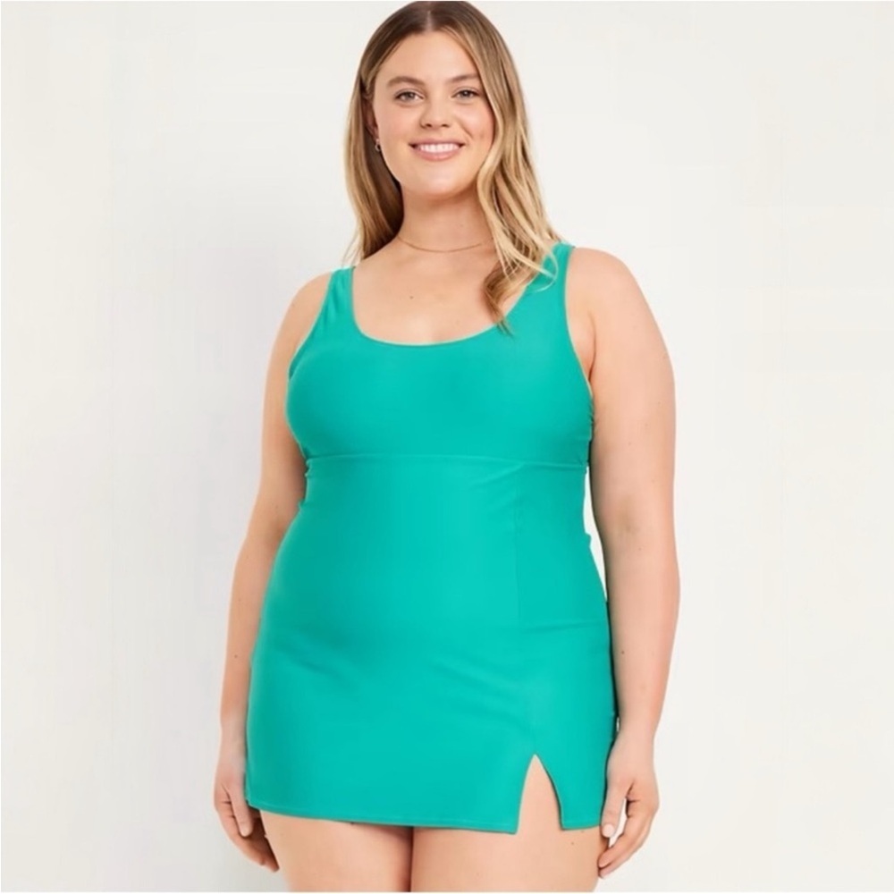 Old Navy Sleeveless Swim Dress NWT XXL